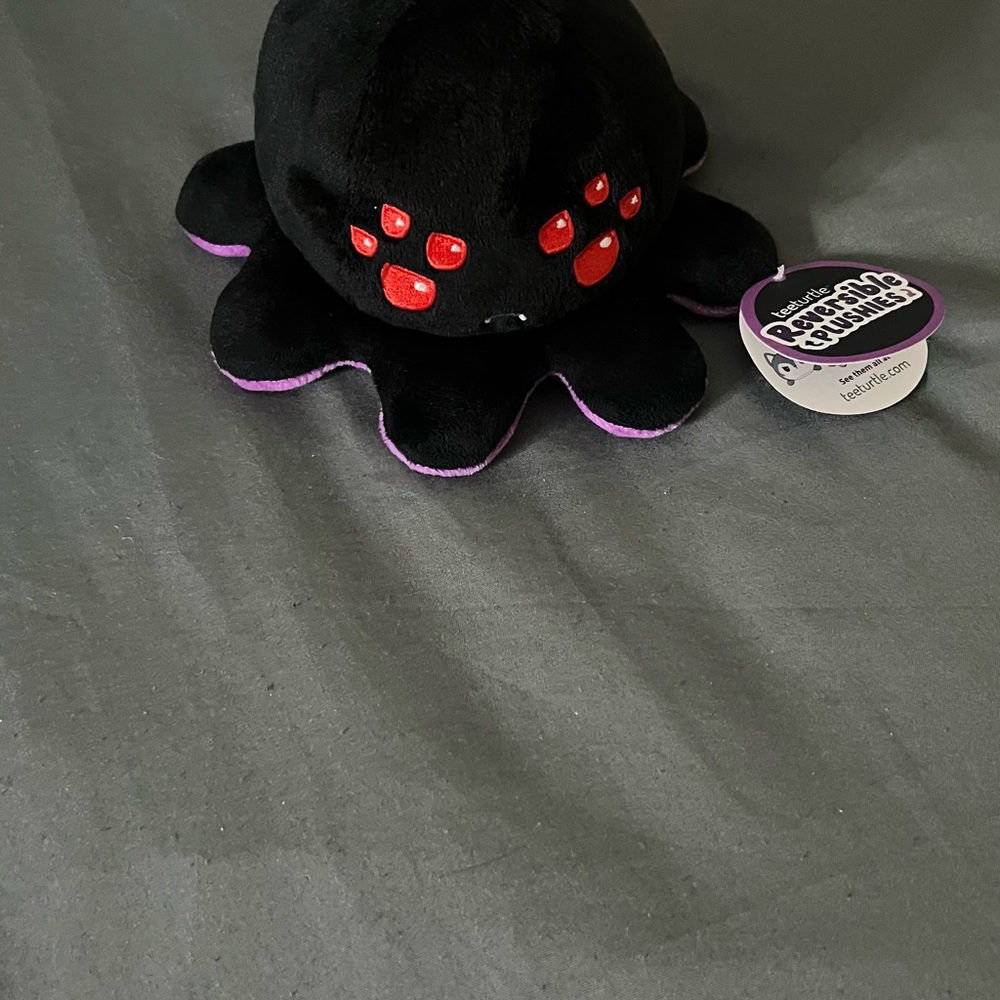 Reversible Octopus Plush Toy - Black and Purple